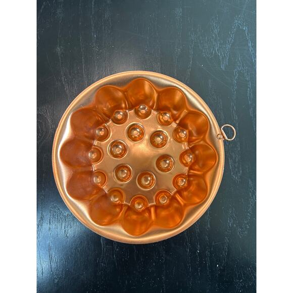 Copper Mold- Circle- some wear, hanger attached- gumdrop- jello - kitchen decor - Picture 7 of 11